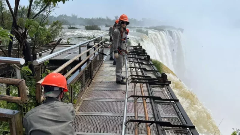 People working on the repair of the Devil's Throat circuit, Iguazu National Park, Argentina.