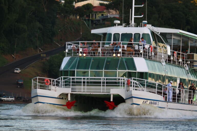 Iguazu River Kattamaran