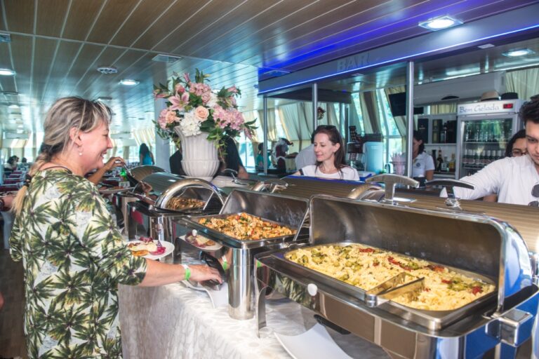 Iguazu River Kattamaran