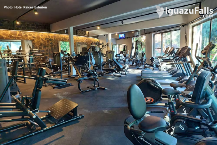 Hotel Raices Esturion