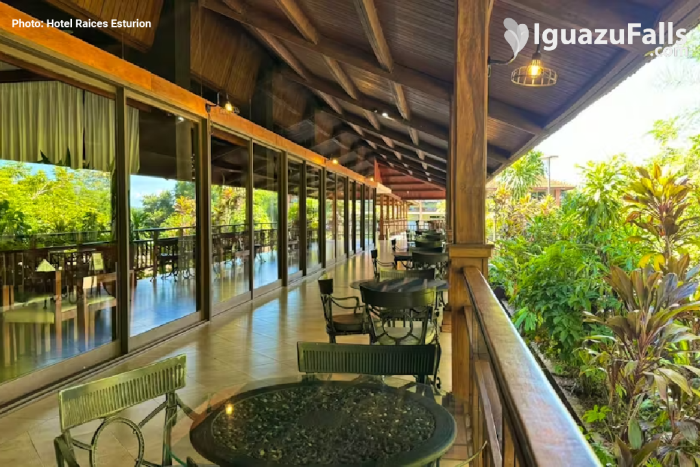 Hotel Raices Esturion