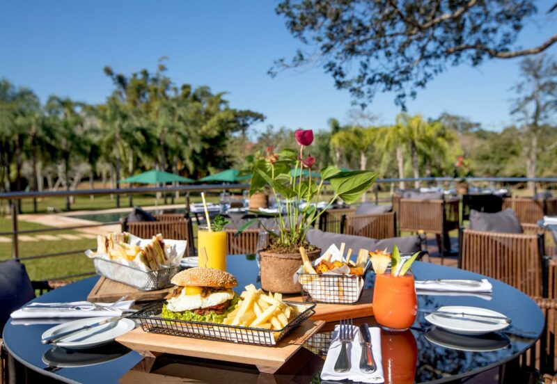 Grand Melia hotel food